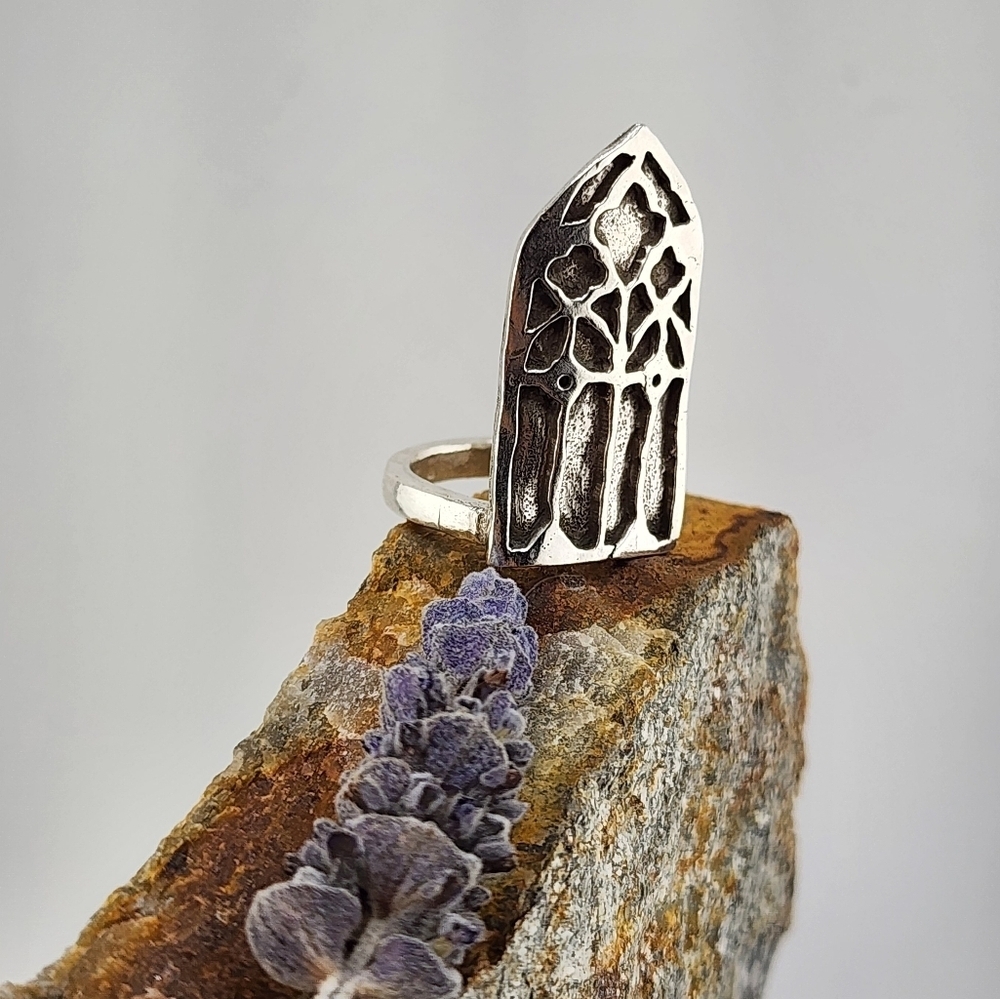 CATHEDRAL TRACERY WINDOW GOTHIC STYLE HANDMADE W/ RECYCLE STERLING SILVER SIZE 7